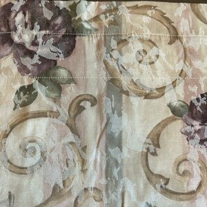 CROSCILL (RAPAC BEDSPREADS) CHAMBORD CASSIS PURPLE ROSES PUFF VALANCE 80 X 17